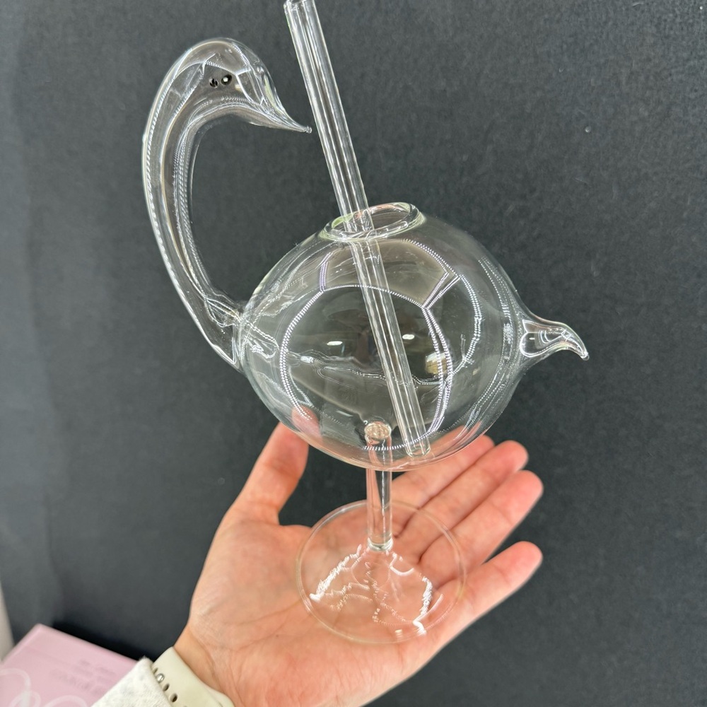 New Home Collection Figural Shape 10oz Swan Cocktail Glass w/ Glass Straw NIB